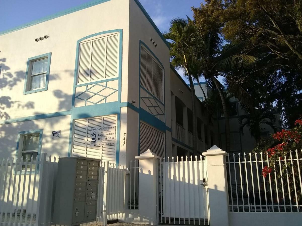 Studio Biscayne Blvd Miami Doral Exterior foto